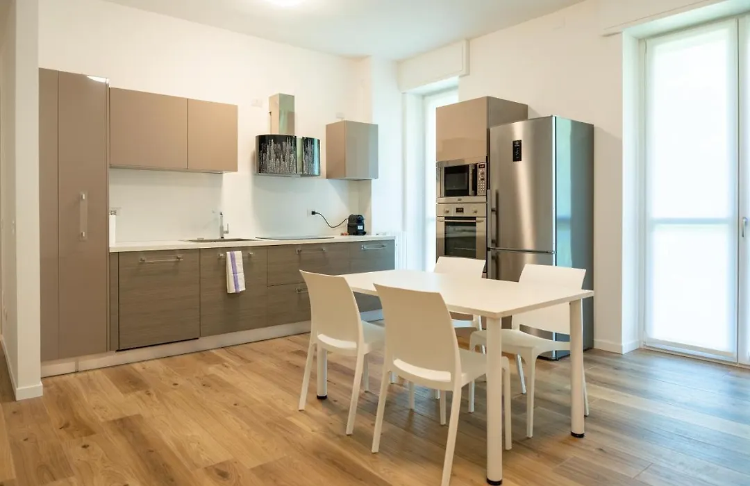 15min metro Duomo - RHO fiera - Skyscraper Kitchen-1